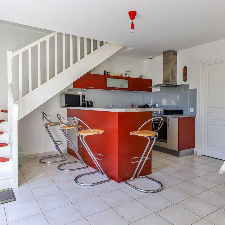Maison idéale, parking, proche des commerces - 6 pers. - FR-1-877-23 - Appartamento - 2