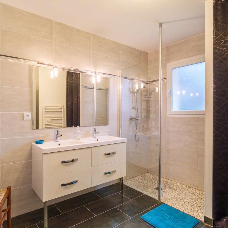 Maison proche centre-ville - 6 pers. - FR-1-877-30 - Maison de Vacances - 2