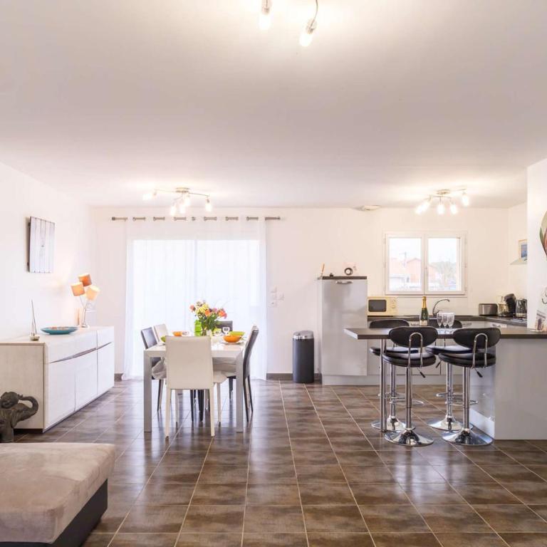 Maison proche centre-ville - 6 pers. - FR-1-877-30 - Maison de Vacances - 15