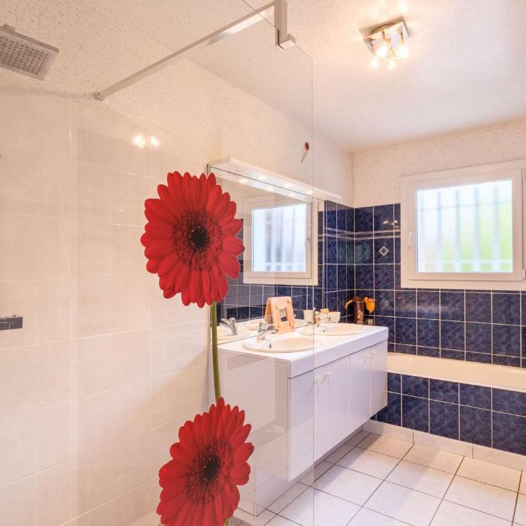 Villa de plain-pied avec piscine - 8 pers. - FR-1-877-17 - Villa - 21