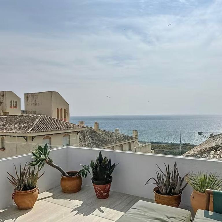 MB.B53 - Beachfront Penthouse with Sea Views - Apartamento - 1