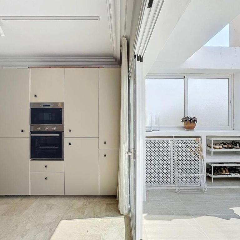 MB.B53 - Beachfront Penthouse with Sea Views - Apartamento - 27