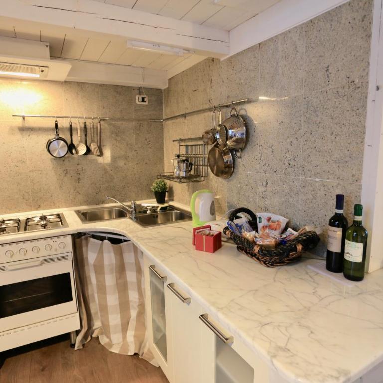 Casa Vacanze Piazza Vecchia - Appartamento con Balcone - 19