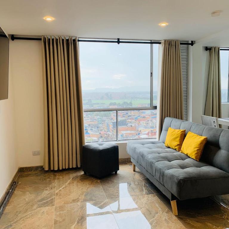Apartamento cerca al aeropuerto con excelente vista - Apartamento de 2 dormitorios - 13