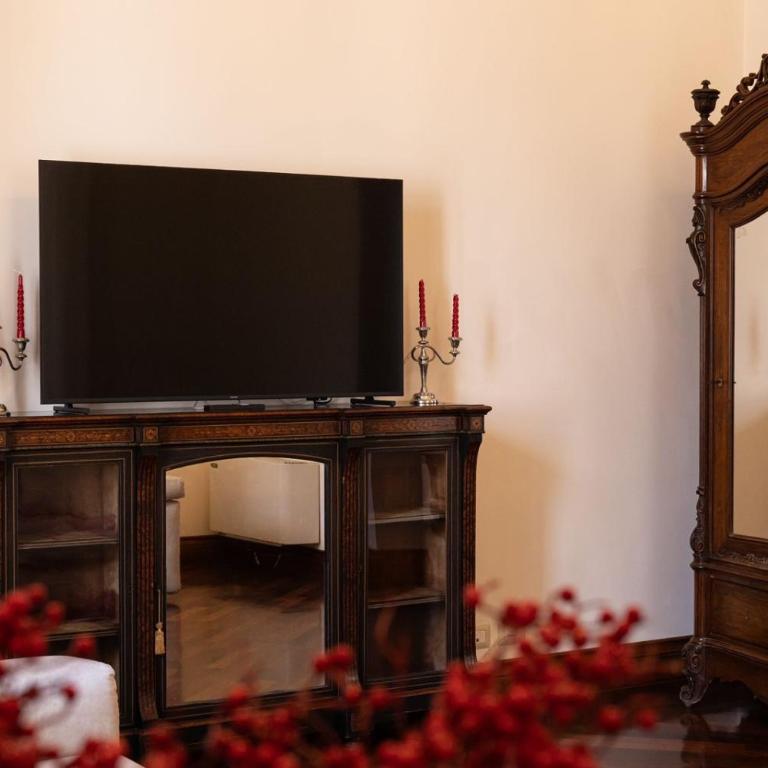 Dimora Ferrari - Grand Historic Apartment by the Cathedral - Apartment - 21