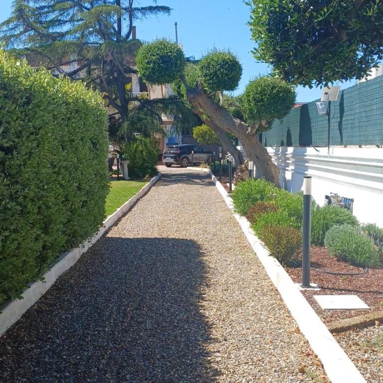 La Maison du Coeur - Double or Twin Room with Private Bathroom - 19