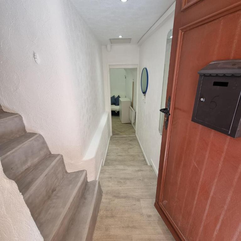 Petit duplex, vieux Nice, proche a la mer - Appartement 1 Chambre - 6