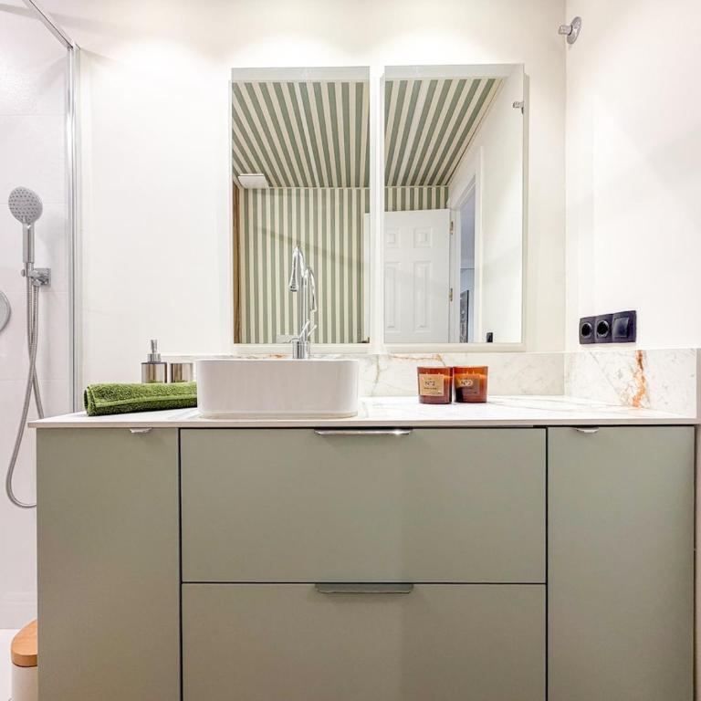 Infinity Postiguet Living boutique frente al mar - One-Bedroom Apartment - 21
