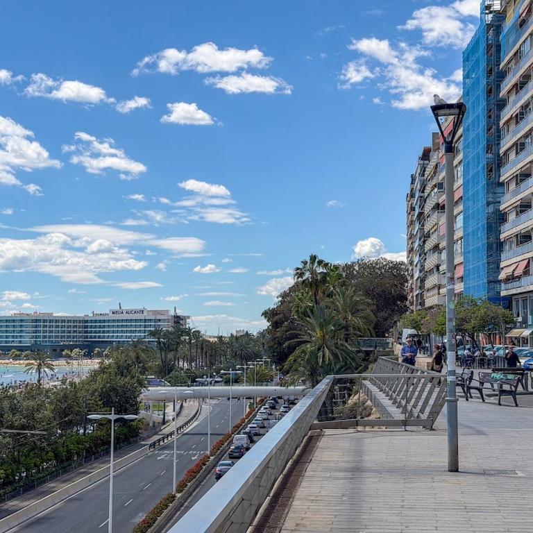 Infinity Postiguet Living boutique frente al mar - One-Bedroom Apartment - 27