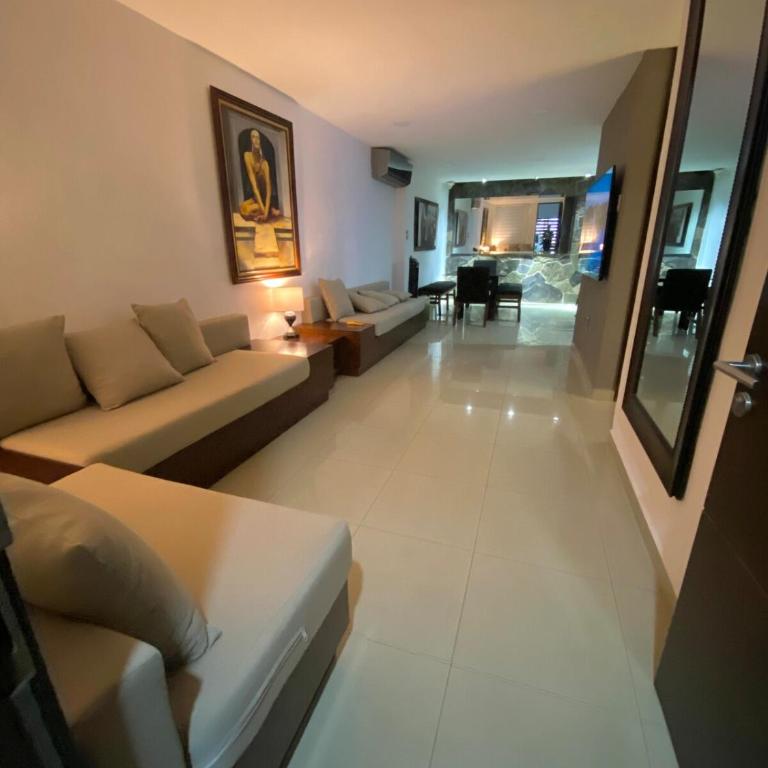 Moderno y amplio alojamiento Vacacional Casa LIMÓN - Casa de 5 dormitorios - 2