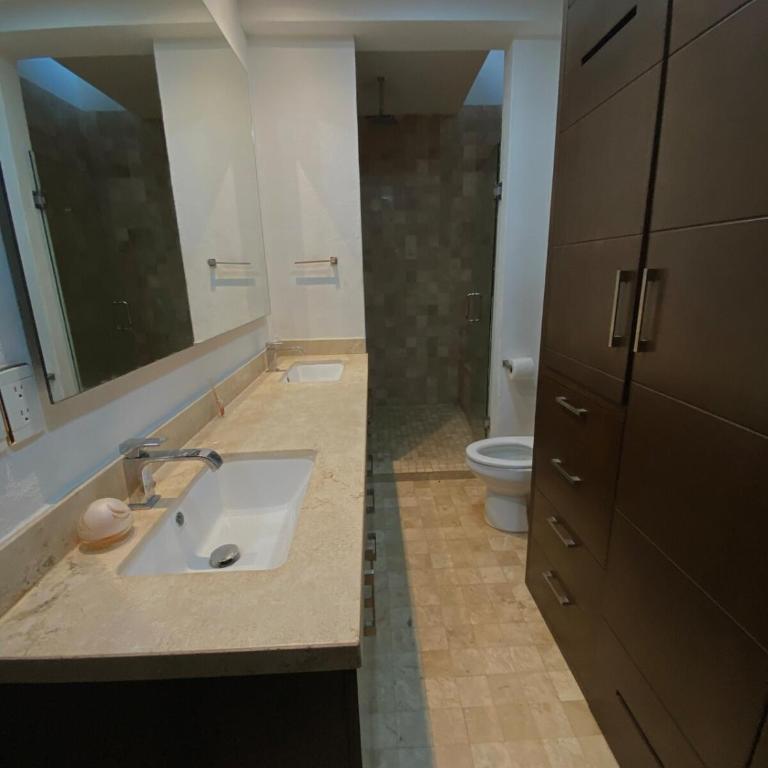 Moderno y amplio alojamiento Vacacional Casa LIMÓN - Casa de 5 dormitorios - 17