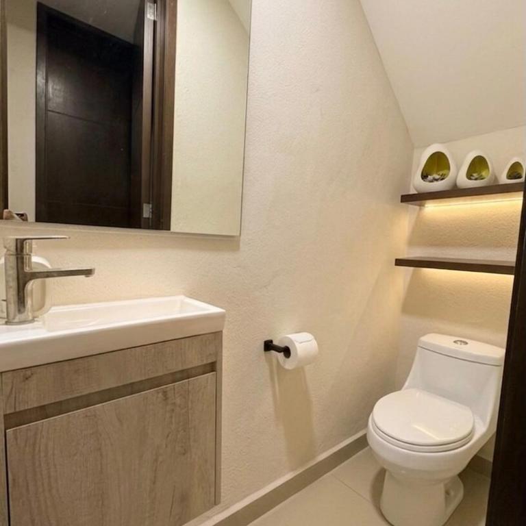 Moderno y amplio alojamiento Vacacional Casa LIMÓN - Casa de 5 dormitorios - 30