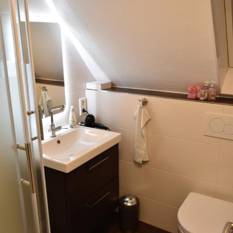 Zentral gelegen mit 3 Schlafzimmern, U-Bahn, WLAN - Apartamento de 3 dormitorios - 15