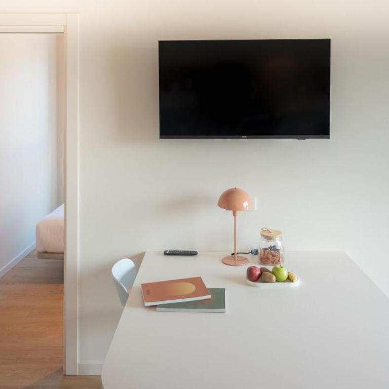 Kora Kiliki - Two-Bedroom Apartment with Balcony - 5