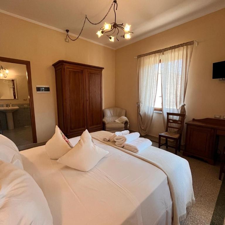 BnB Villa Melany vicino Centro - Camera Matrimoniale con Balcone - 23