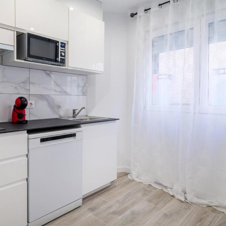 Salatan Apartments, Plaza Paris - Casa - 21