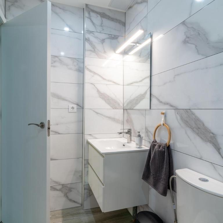 Salatan Apartments, Plaza Paris - Casa - 7