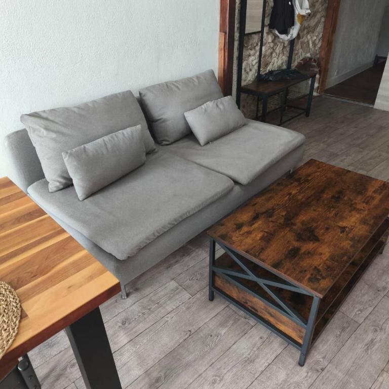 Beautiful 2 bedrooms appartment in Antibes old city - Appartement 2 Chambres - 5