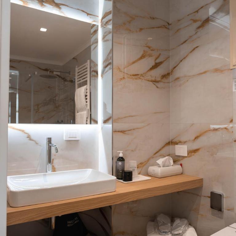 Hotel Bristol - Suite Superior - 9