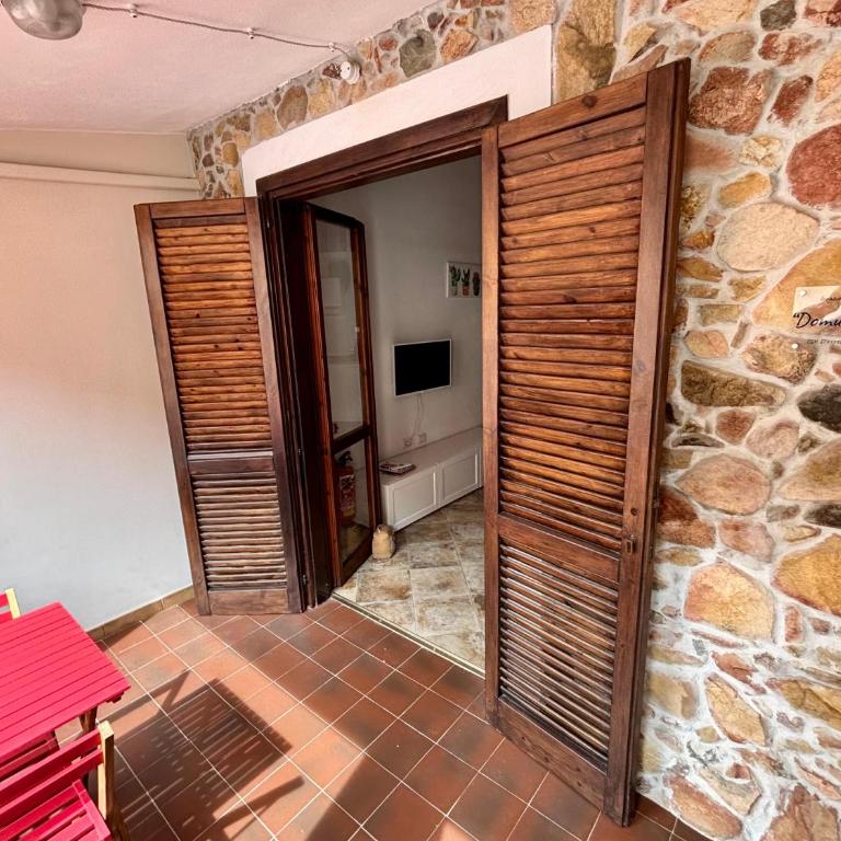 Domu Lara by La Via Del Mare Viaggi e Vacanze - Two-Bedroom Apartment - 22