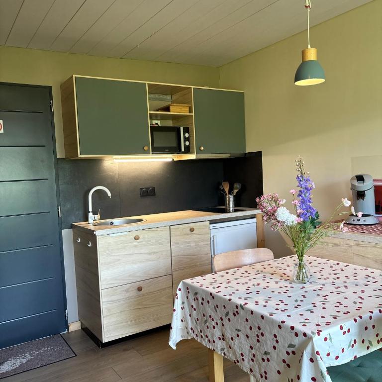 Orevard maisonnette au calme dans verdure - One-Bedroom Apartment - 7