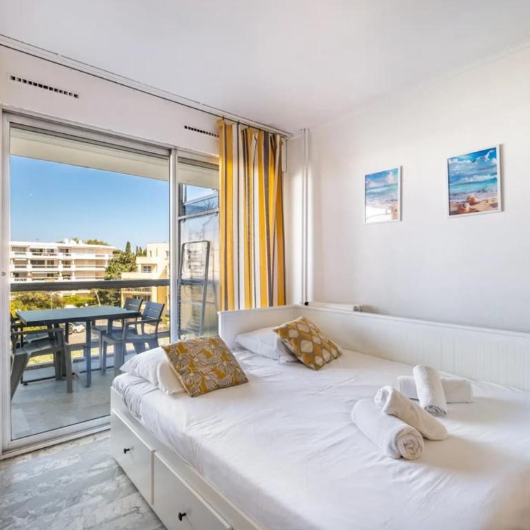 Magnifique studio Gébal climatisé vue sur mer Piscine à Juan-les-pins - One-Bedroom Apartment - 2