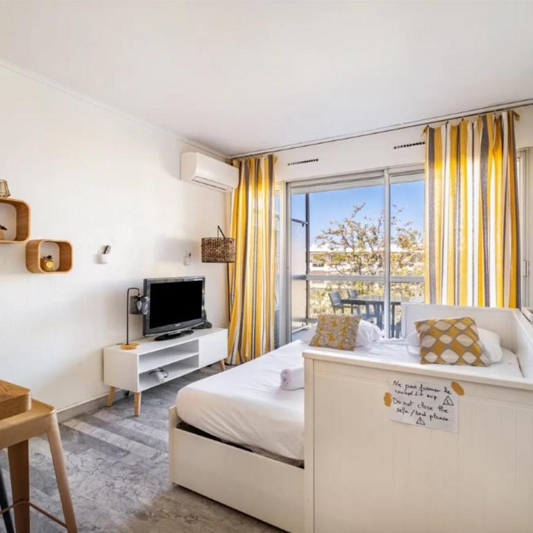 Magnifique studio Gébal climatisé vue sur mer Piscine à Juan-les-pins - One-Bedroom Apartment - 19