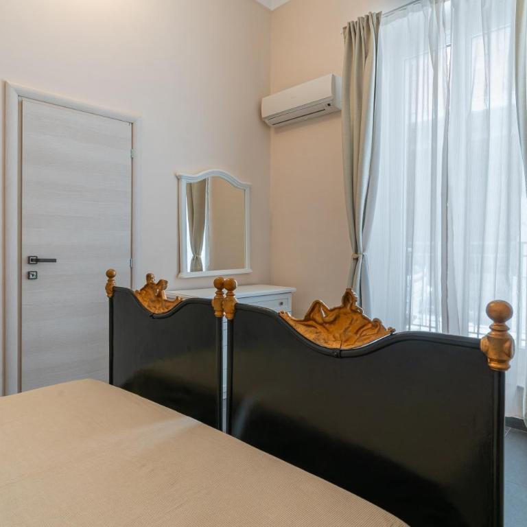 Casa Enza 13 - Appartamento Deluxe con 2 Camere da Letto e Balcone - 16
