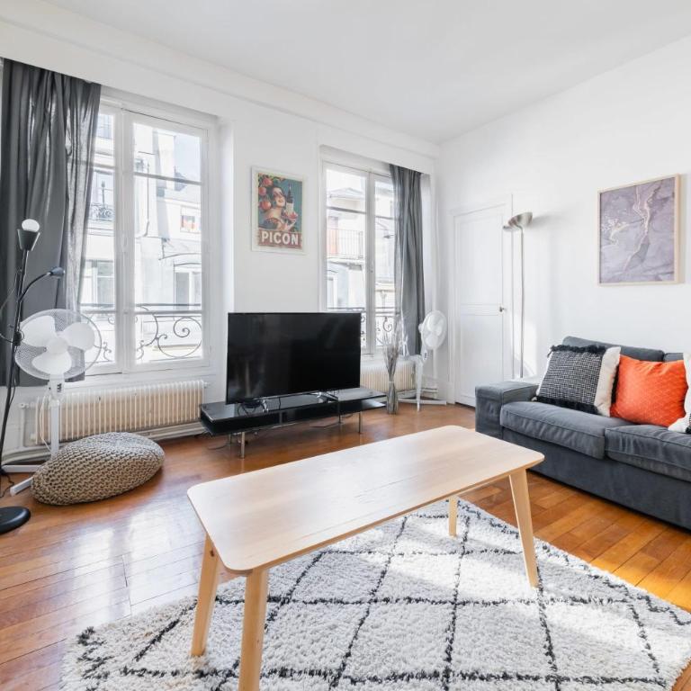 Appartement Paisible Proximite des Halle - 4P - Apartment - 6