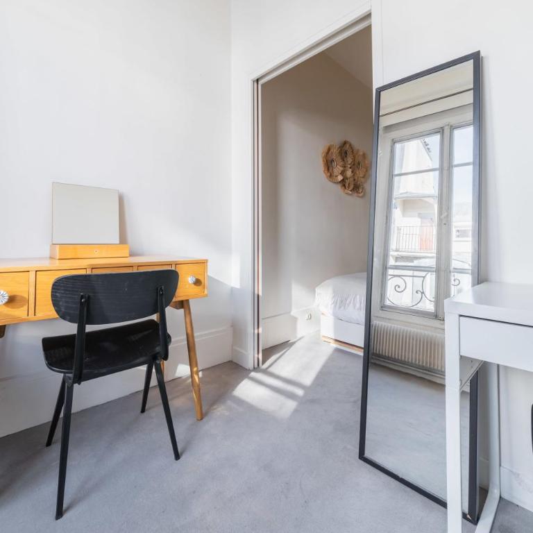 Appartement Paisible Proximite des Halle - 4P - Apartment - 14