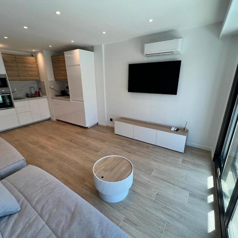 Sea view, downtown Juan-les-Pins - Apartamento de 1 dormitorio - 1