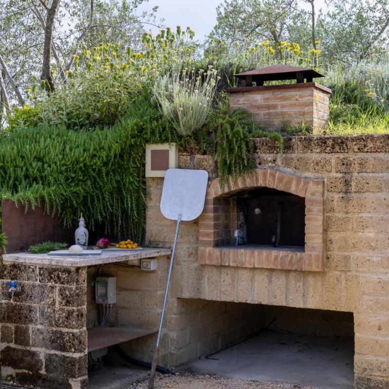 LA FONTE DI SANTA REGINA 16, Emma Villas - Villa - 70