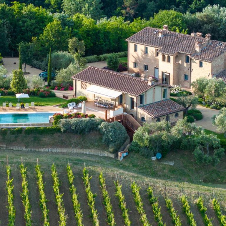 LA FONTE DI SANTA REGINA 16, Emma Villas - Villa - 72