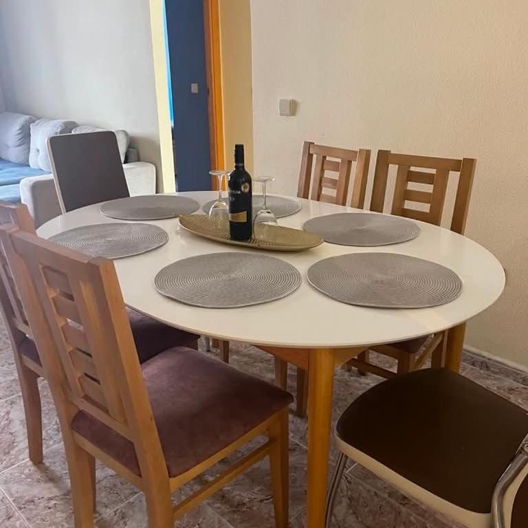 Apartament Cristina al sol - Apartamento de 2 dormitorios - 3