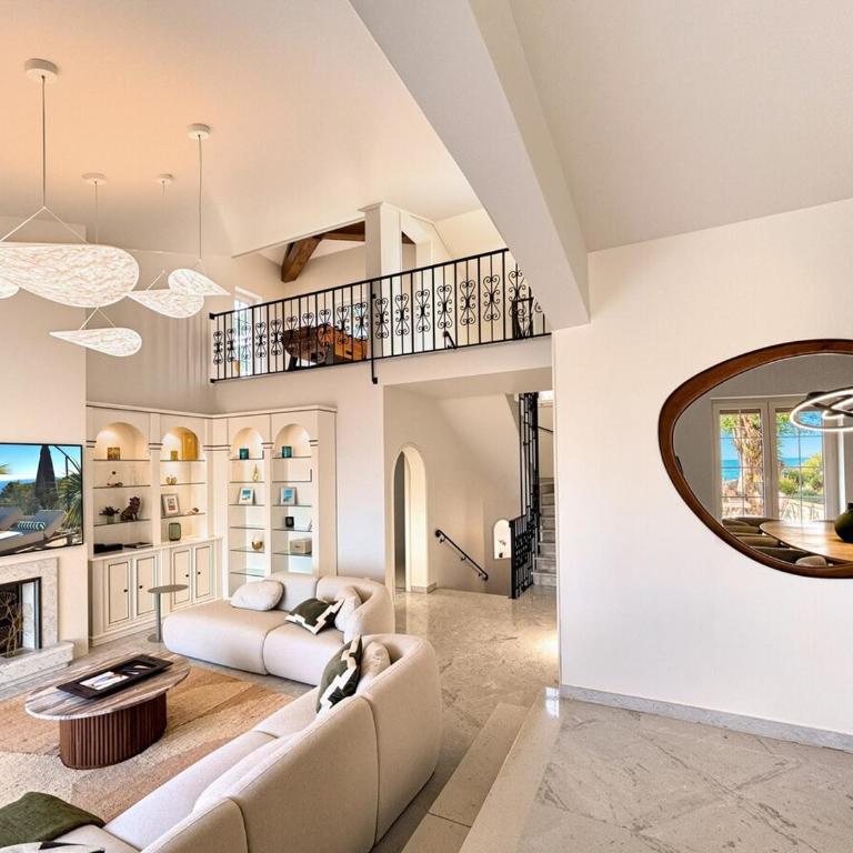 Sea View Villa Roc d'Azur - Pool - Jacuzzi - Villa con Vista Mare - 17