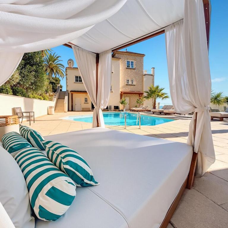 Sea View Villa Roc d'Azur - Pool - Jacuzzi - Villa con Vista Mare - 12