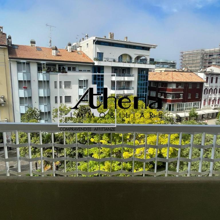 Parco Salute - Appartamento con 2 Camere da Letto e Vista Città - 13