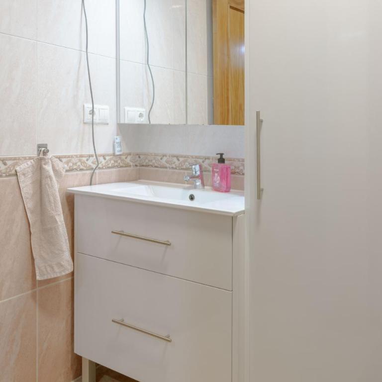 Casa Ane - minimum 11 days stay - Apartamento de 2 dormitorios con balcón - 17