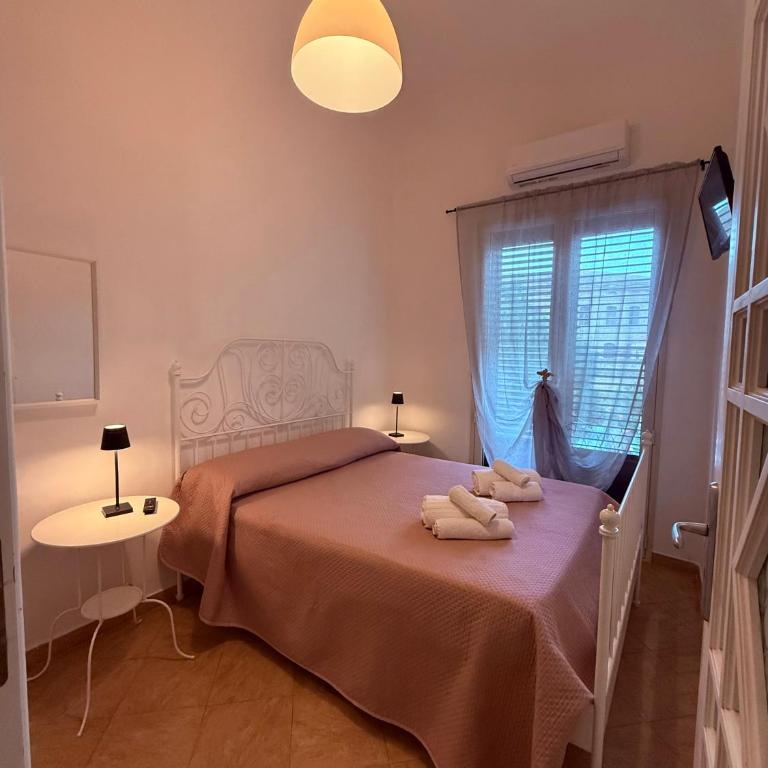 Hola House ai Cappuccini - Appartamento con 2 Camere da Letto - 1