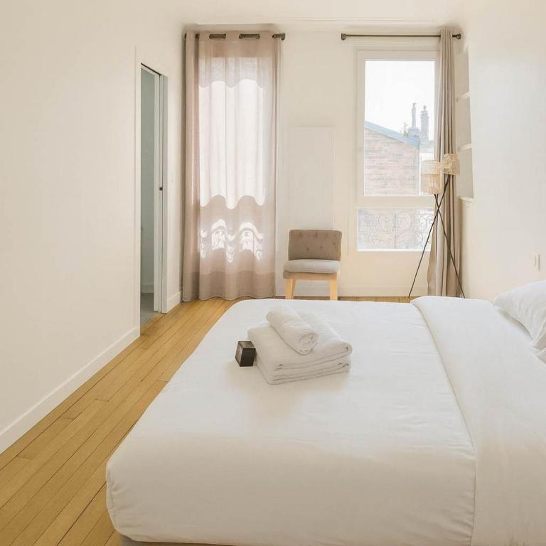 Appartement coeur paris 16 rue de bassano - 2P - Appartement - 6