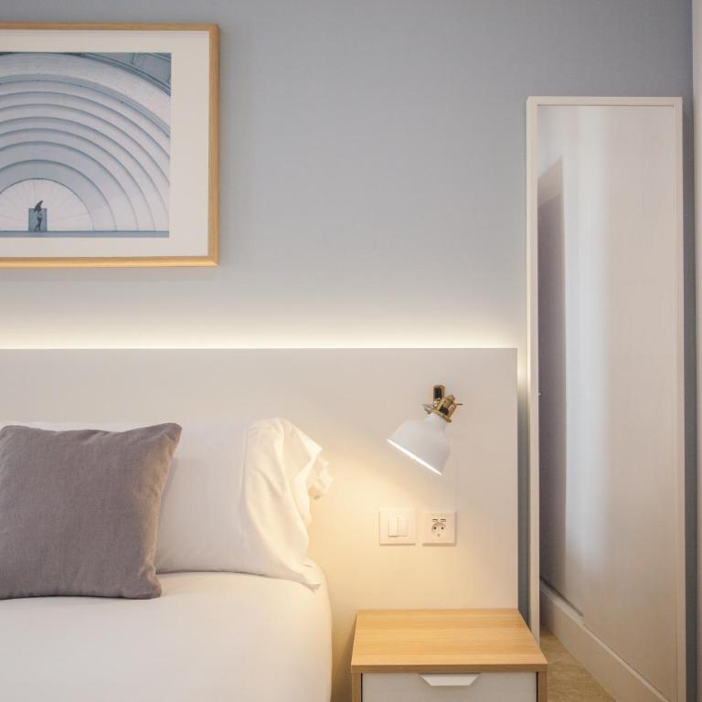 Gran Central Suites - Apartamento de 2 dormitorios con balcón - 4
