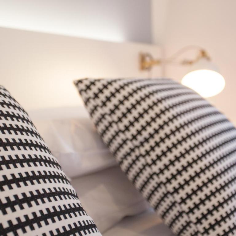 Gran Central Suites - Apartamento de 2 dormitorios con balcón - 6