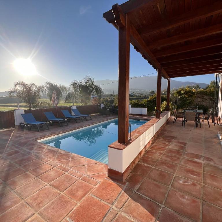 Villa Ana - Villa with Garden View - 7