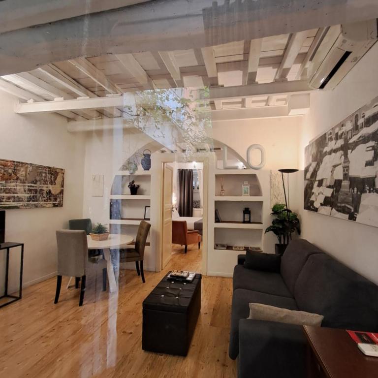 Apartments Campo de Fiori - One-Bedroom House - 5
