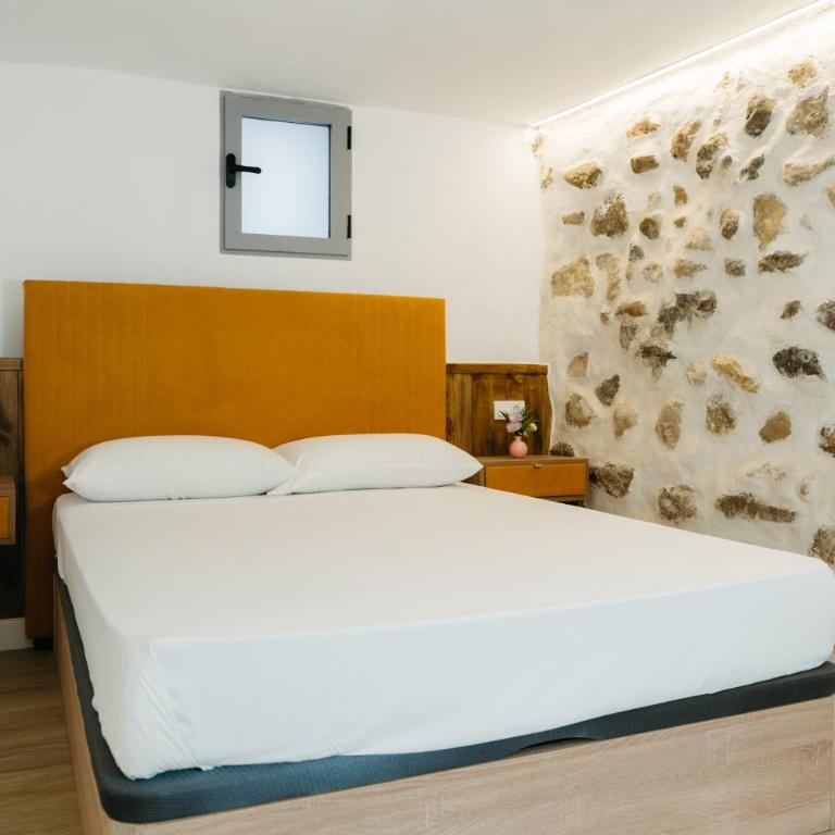 Courbu Harbor's Light - One-Bedroom Apartment - 4