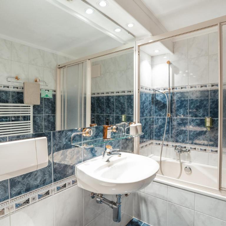 LaPerle Apartments & Spa Access at Alpen Resort - Studio mit Balkon - 5