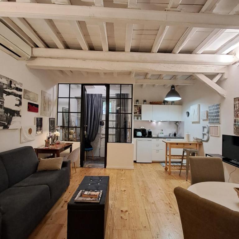 Apartments Campo de Fiori - One-Bedroom House - 7
