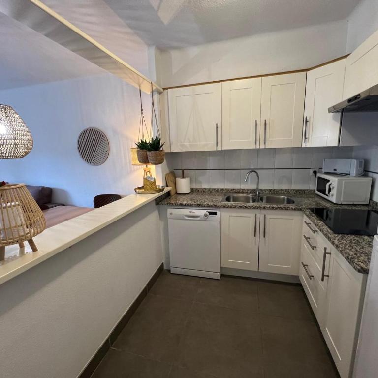 Breda 2b - Three-Bedroom House - 5