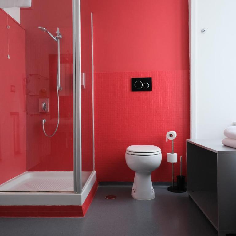 Dsquare Accommodation - Camera Matrimoniale/Doppia con Letti Singoli con Balcone - 14