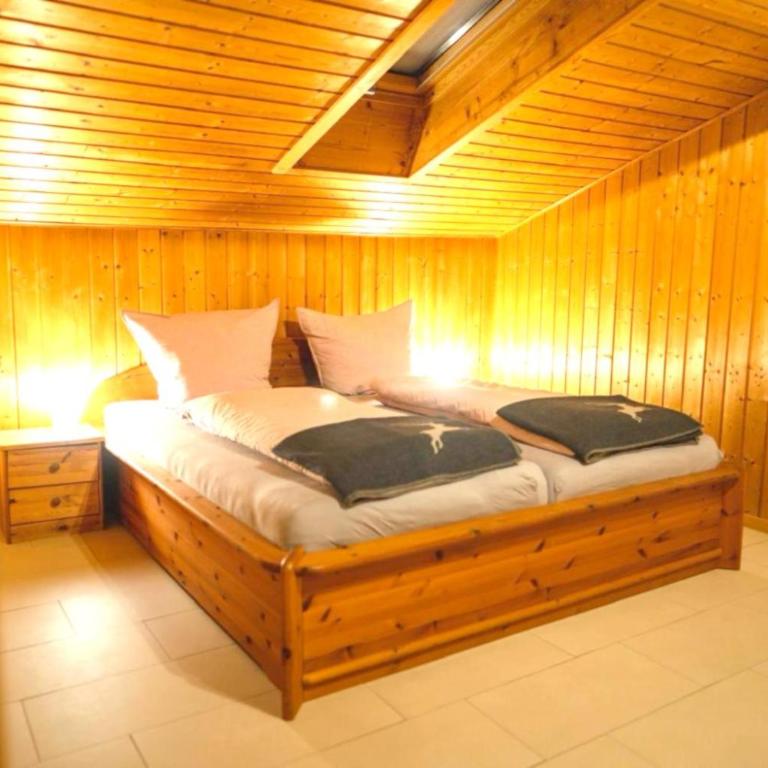 Ferienwohnungen Ebensperger - Chiemgau Karte - Apartment mit 2 Schlafzimmern - 10